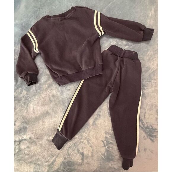 Lola & The Boys Varsity Patch Sweatshirt & Jogger Set in Navy Blue Toddler 2T - Picture 6 of 15